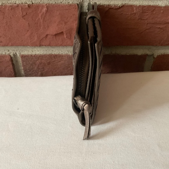 •Bottega Veneta Metallic Gold/Brown Leather  Bifold Wallet - Picture 12 of 16